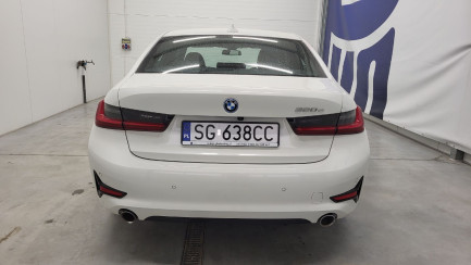 Zdjęcie przedmiotu: BMW 320e Sport Line aut