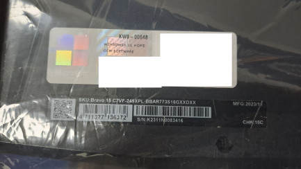 Zdjęcie przedmiotu: Ноутбук MSI Bravo 15 C7VF-249XPL Ryzen 7 7735HS / 16 ГБ / 1 ТБ / RTX 4060 / 144 Гц / 16 ГБ ОЗП / 1 ТБ SSD PCIe / Windows 11 Home