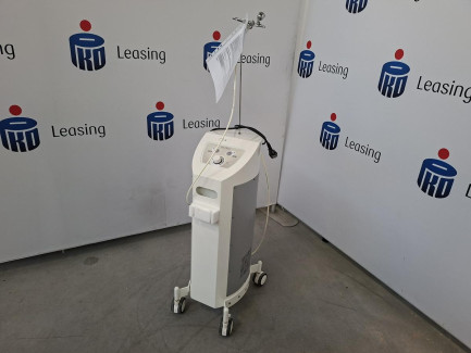 Zdjęcie przedmiotu: The O2 JET CLEAR SPRAY SYSTEM cosmetic device is used for oxybrasion treatment, i.e. water-oxygen peeling.