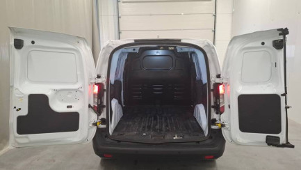 Zdjęcie przedmiotu: Ford Transit Courier Trend 1.5 EcoBlue E6d 2.2t