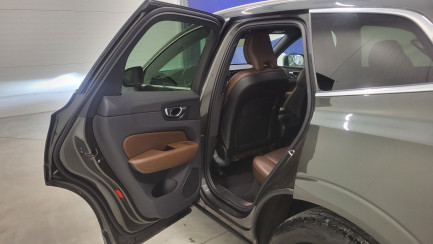 Zdjęcie przedmiotu: Volvo XC60 B4 B Inscription aut