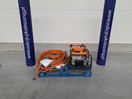 Agregaty hydrauliczne PLARAD XB 2-Z-XB z wyposażeniem – 2 szt. 
