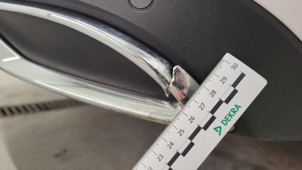 Zdjęcie przedmiotu: Mercedes-benz C 200 4MATIC 9G-TRONIC