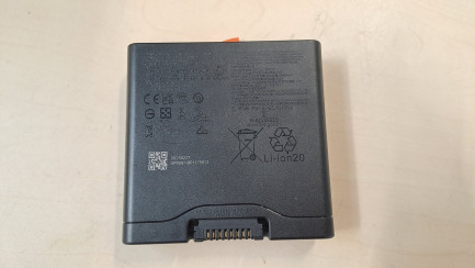 Zdjęcie przedmiotu: JBL PartyBox Stage 320 Power Audio Speaker Black, 240W, Bluetooth, 18-Hour Battery, Mic and Guitar Input, IPX4