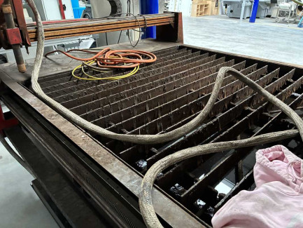 Zdjęcie przedmiotu: Swift-Cut Automation 3000-XP plasma cutter