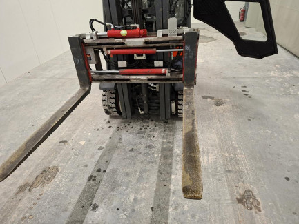 Zdjęcie przedmiotu: Вилочний навантажувач LINDE H20T-01