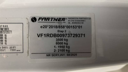 Zdjęcie przedmiotu: Renault Master 2.0 dCi L3 Extra E6e 3.5t