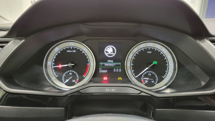 Zdjęcie przedmiotu: Skoda Superb 2.0 TDI L&K DSG