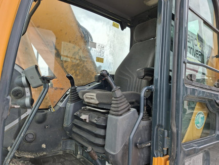 Zdjęcie przedmiotu: Гусеничний екскаватор HYUNDAI ROBEX 235LCR-9