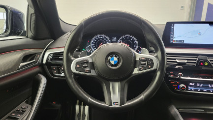 Zdjęcie przedmiotu: BMW 530i xDrive M Sport sport-aut