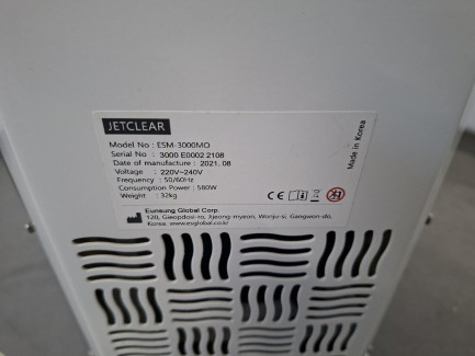 Zdjęcie przedmiotu: The O2 JET CLEAR SPRAY SYSTEM cosmetic device is used for oxybrasion treatment, i.e. water-oxygen peeling.