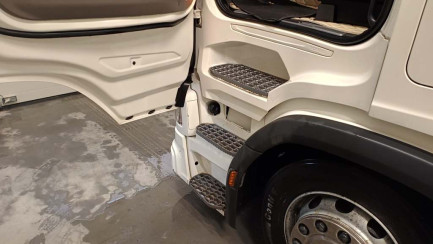 Zdjęcie przedmiotu: SCANIA R460 A 4x2 NA Highline Super E6 18.0t