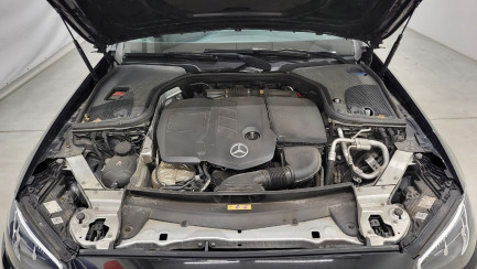 Zdjęcie przedmiotu: Mercedes-Benz E 220 d 4-Matic AMG/Avantgarde