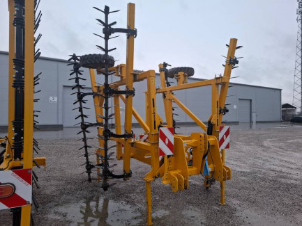 Zdjęcie przedmiotu: Kultywator obrotowy Claydon TerraStar