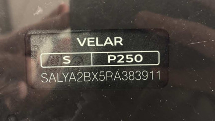 Zdjęcie przedmiotu: Land Rover Range Rover Velar 2.0 Si4 S