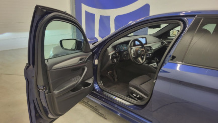 Zdjęcie przedmiotu: BMW 530i xDrive M Sport sport-aut