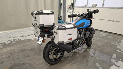 Zdjęcie przedmiotu: HARLEY-DAVIDSON Adventure Touring Pan America Special