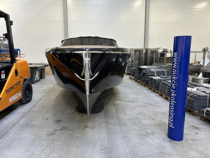 Zdjęcie przedmiotu: VTS FLYING SHARK 7.7 motorboat