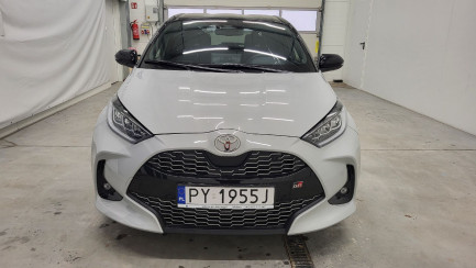 Zdjęcie przedmiotu: Toyota Yaris Hybrid 1.5 GR Sport