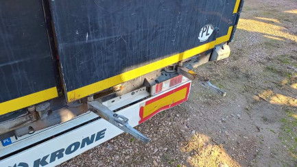 Zdjęcie przedmiotu: KRONE SDP 27 Dropside