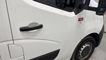 Zdjęcie przedmiotu: RENAULT/MOTOWEKTOR MASTER FWD 2.3 dCi E6 3.5t L3H1 Extra S&S+E