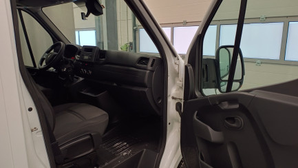 Zdjęcie przedmiotu: Renault Master FWD 2.3 dCi L3H1 Pack Clim S&S+E E6 3.5t