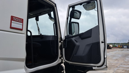 Zdjęcie przedmiotu: Aukcja pakietowa RENAULT T460 + Wecon T0118