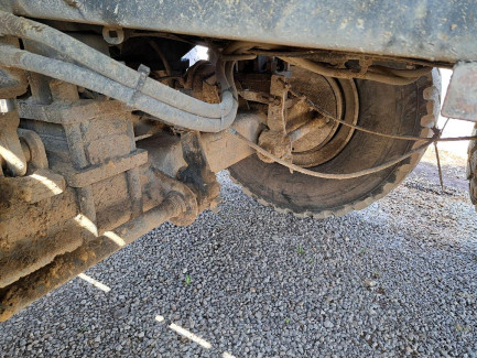 Zdjęcie przedmiotu: Przyczepa rolniczo budowlana z wywrotem ROAGNA R650TP