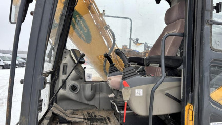 Zdjęcie przedmiotu: Koparka gąsienicowa Liugong CLG915E 