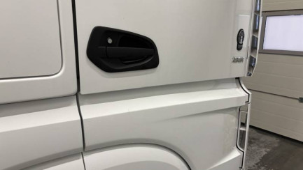 Zdjęcie przedmiotu: Mercedes-Benz Actros LS E6 18.0t