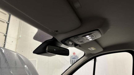 Zdjęcie przedmiotu: Renault Trafic SpaceClass 2.0 dCi E6e 3.1t L2 Grand Escapade EDC