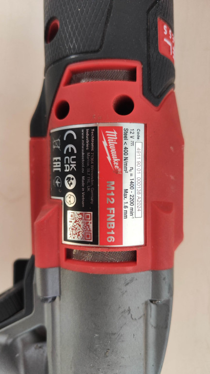 Zdjęcie przedmiotu: Портативні ножиці Milwaukee M18 FNB16-402X