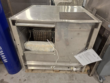 Zdjęcie przedmiotu: Wytwornica do lodu BARMATIC + system do przechowywania i transportu lodu