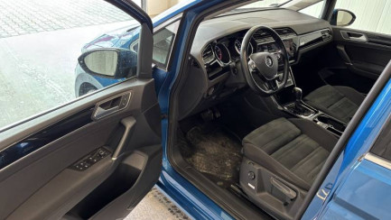 Zdjęcie przedmiotu: Volkswagen Touran 1.5 TSI E6d Highline DSG