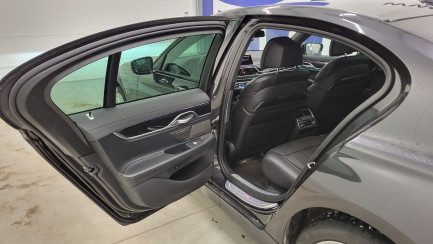 Zdjęcie przedmiotu: BMW 730d xDrive mHEV sport-aut
