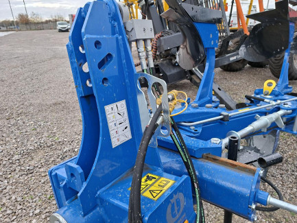 Zdjęcie przedmiotu: OVERUM CX-H4 reversible plough