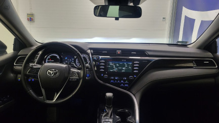 Zdjęcie przedmiotu: Toyota Camry 2.5 Hybrid Comfort CVT