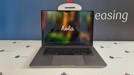 Notebook / Laptop Apple MacBook Air 15'' 8-rdzeniowy procesor M2 (GPU 10 rdzeni) / RAM 8GB / dysk 256GB SSD (gwiezdna szarość), kod prod. MQKP3ZE/A