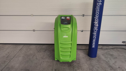 Viaken X520 R-1234YF air conditioning service station