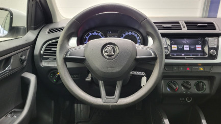 Zdjęcie przedmiotu: Skoda Fabia 1.0 TSI Ambition