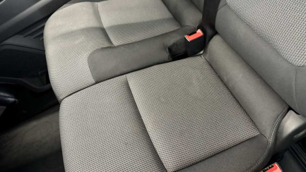Zdjęcie przedmiotu: RENAULT/CARPOL TRAFIC Kombi 2.0 dCi E6d 3.1t Equilibre