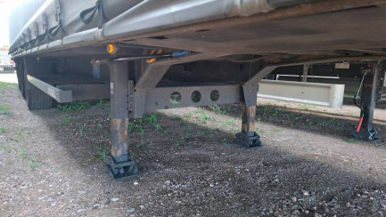 Zdjęcie przedmiotu: KOGEL SN24 Dropside