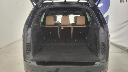 Zdjęcie przedmiotu: LAND ROVER Discovery V 3.0 D300 mHEV R-Dynamic HSE