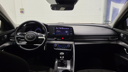 Zdjęcie przedmiotu: Hyundai Elantra 1.6 Smart