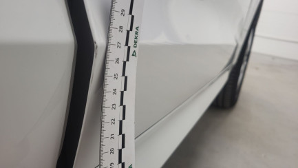 Zdjęcie przedmiotu: Volvo XC60 D4 SCR AWD Momentum aut