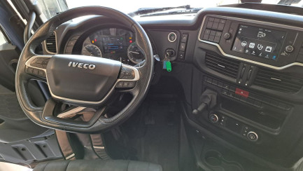 Zdjęcie przedmiotu: Iveco STRALIS E6d 18.0t LNG