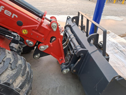 Zdjęcie przedmiotu: Ładowarka teleskopowa kołowa SCHAFFER 3650T