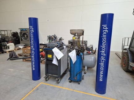 Zdjęcie przedmiotu: Workshop equipment set