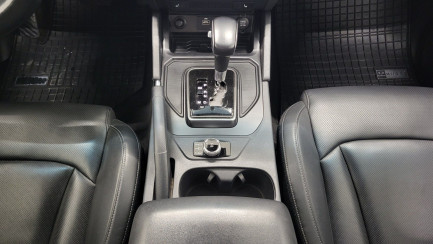 Zdjęcie przedmiotu: Ssangyong Musso Grand 2.2 e-XDi Sapphire 4WD aut