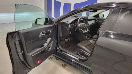 Zdjęcie przedmiotu: Mercedes-Benz CLA 200 7G-DCT AMG Line